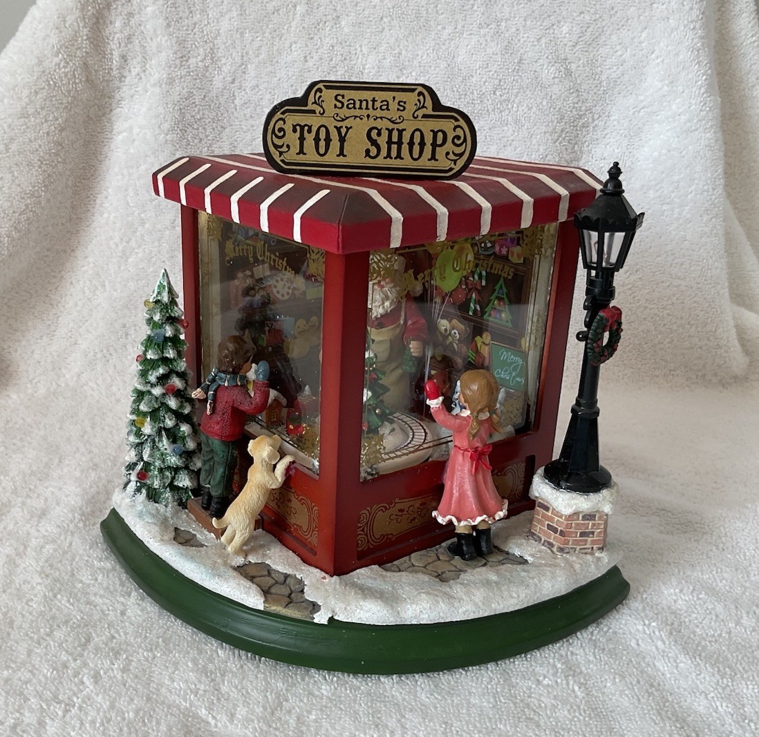 Santa\'s Toy Shop Music Box w/ Moving Train Plays 8 Christmas Songs Excellent