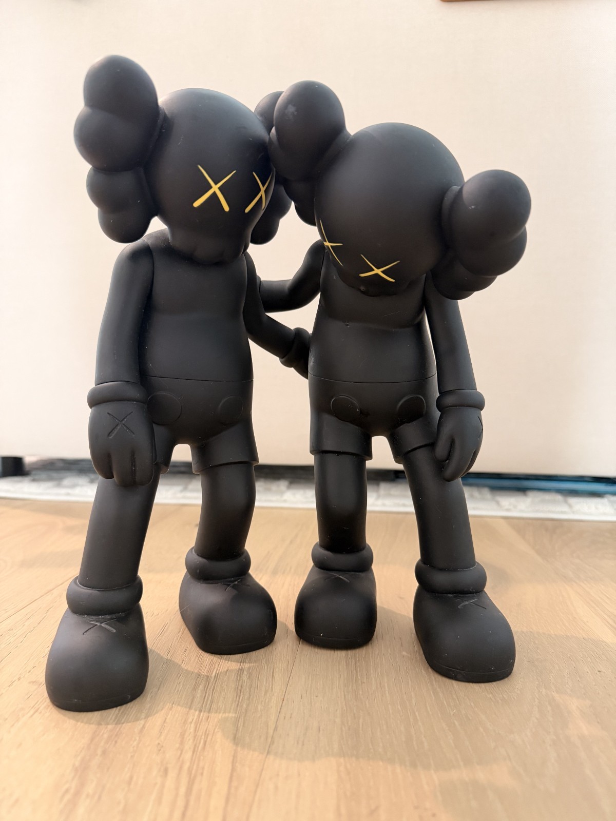KAWS Along The Way Black Open Edition 2019 Vinyl Figure - 100% Authentic KAWS Along The Way Black Open Edition 2019 Vinyl Figure - 100% Authentic