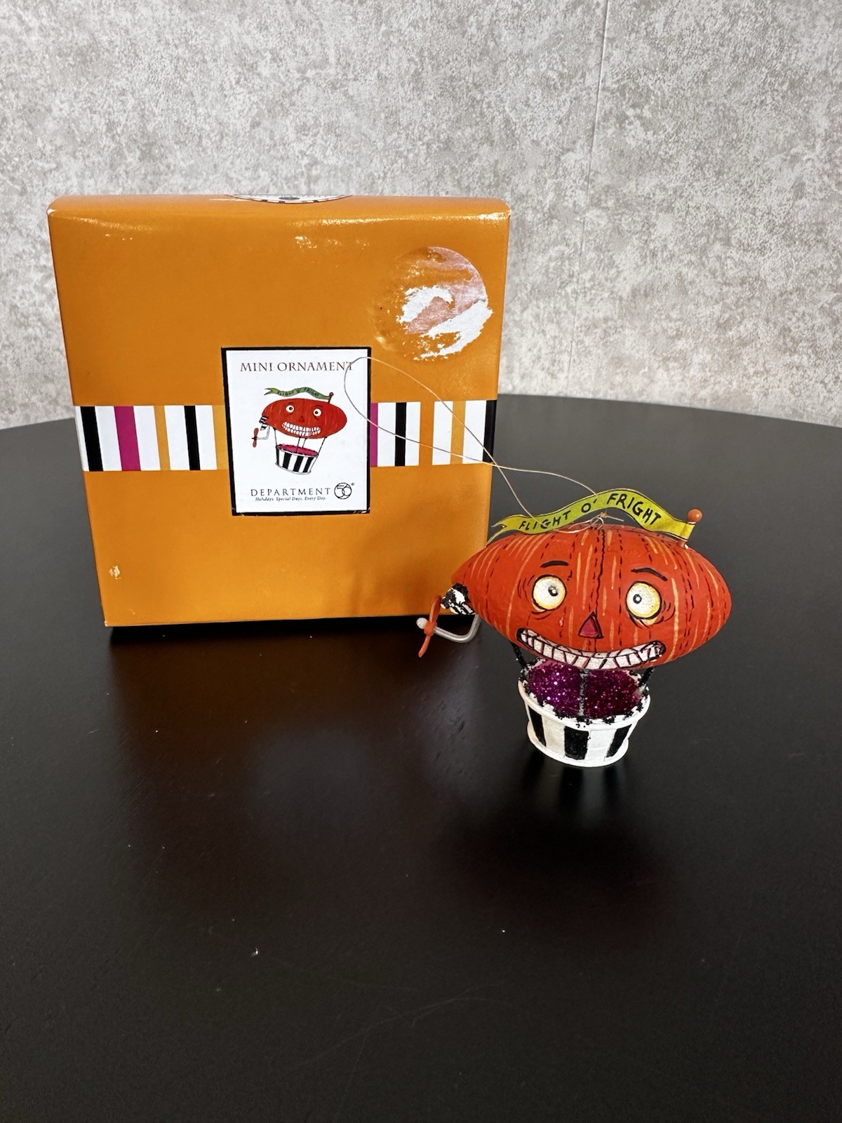 NEW Dept 56 Glitterville Mini Ornament Halloween Flight O’ Fright Blimp NIB ￼