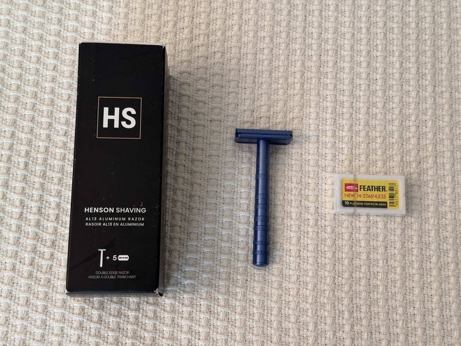 HS Henson AL13 Aluminum Double Edge Mild Blue Safety Razor W/Box of Blades-Great