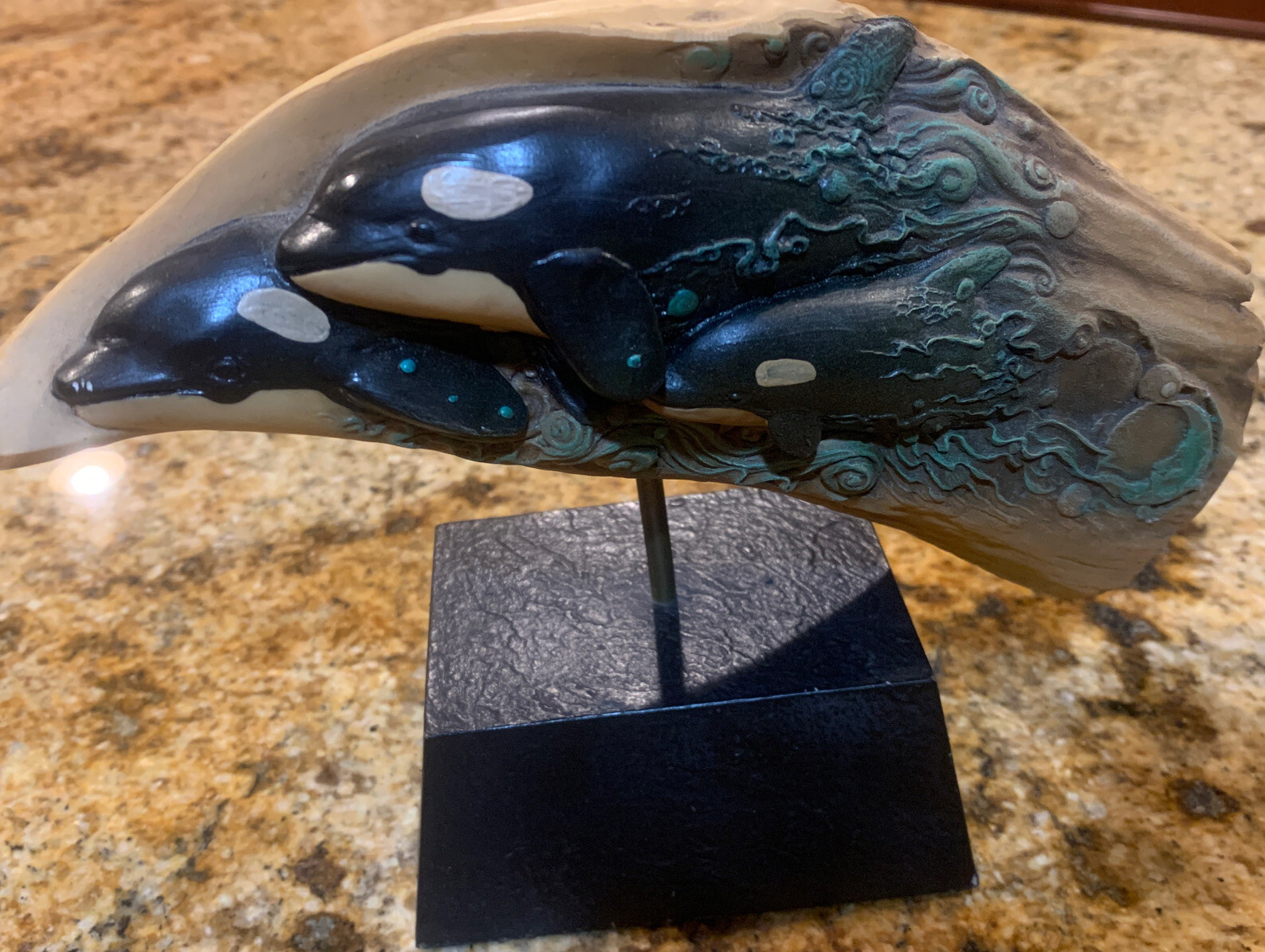 Vintage Rick Cain Orchestration Limited Edition 829/2000 Carved Orca Whales