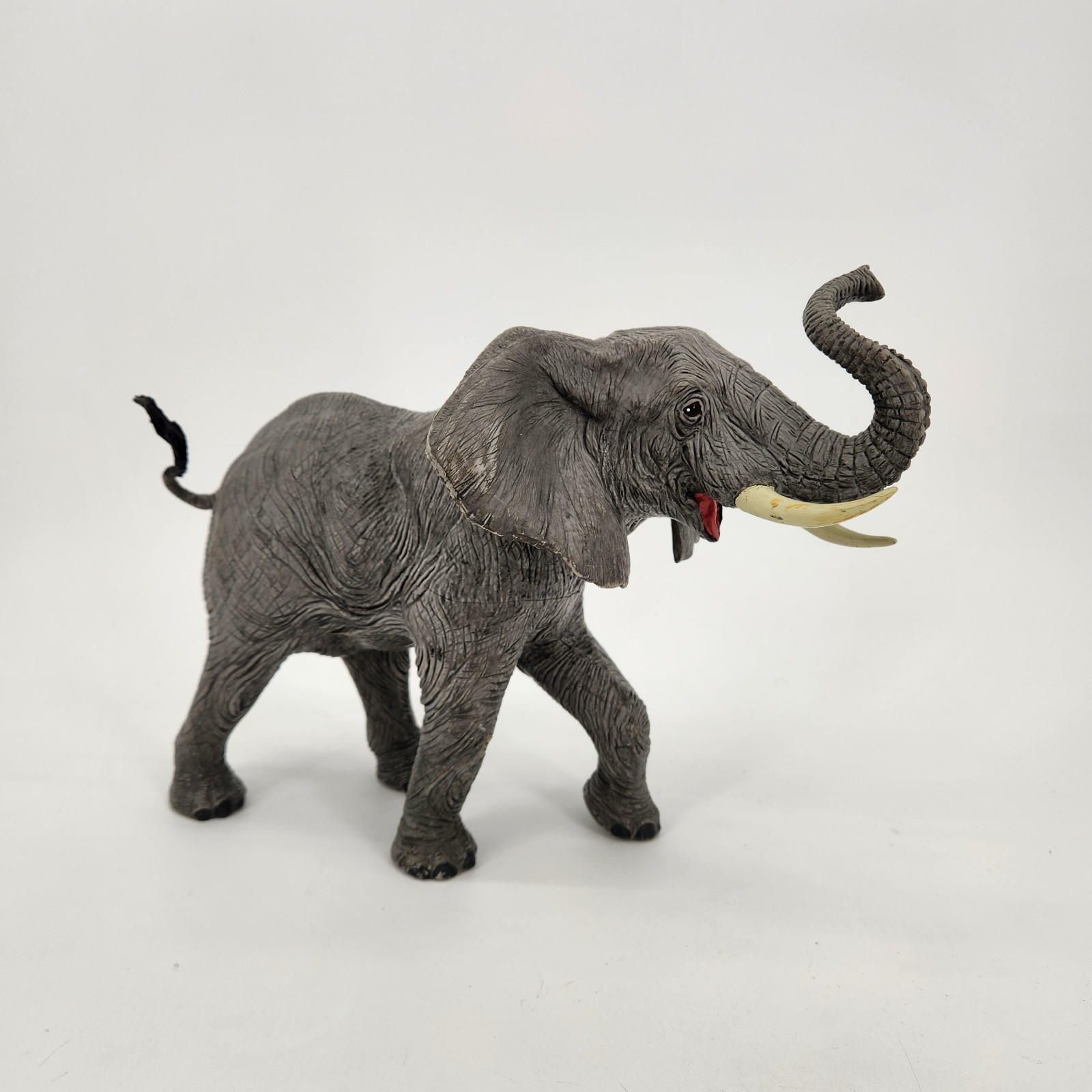 Safari Ltd Vintage 1994 ELEPHANT 8