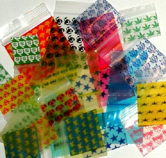 Apple baggies 1000 Mixed Designs 2020 mini zip bags  2 x 2 in. reclosable