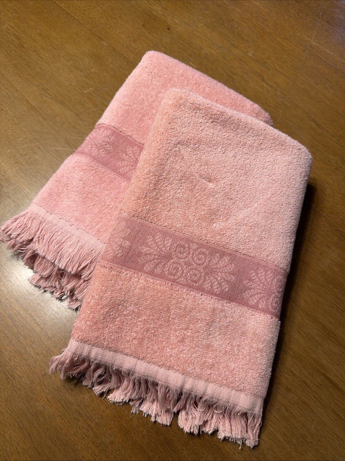 2 VTG New Bath Towel Cannon Monticello USA Pink Seashells 1980s Sculpted Retro
