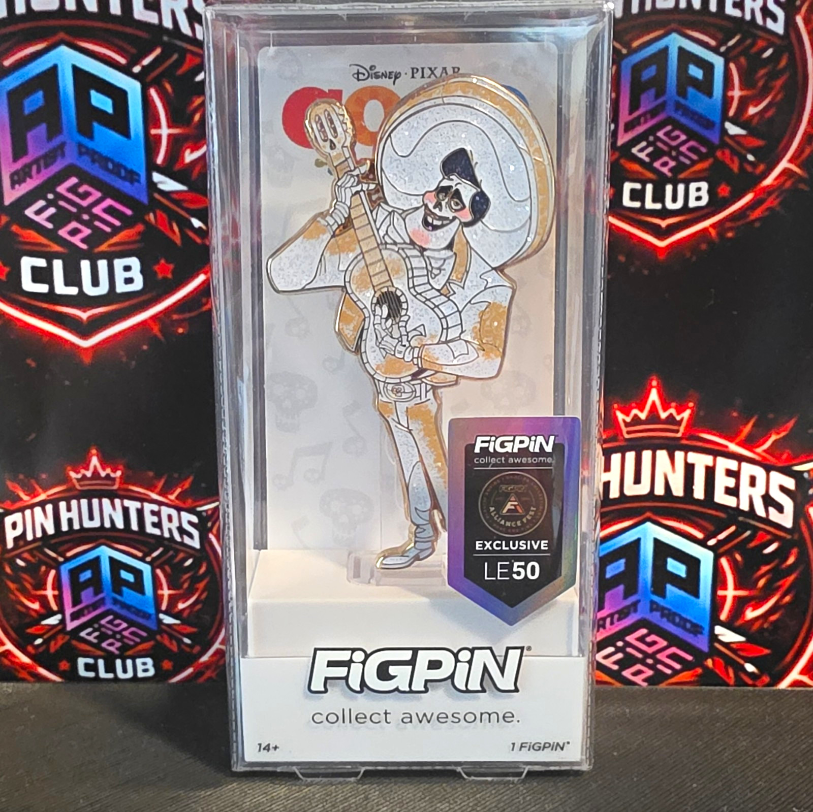 FiGPiN Ernesto de la Cruz Disney Pixar Coco Exclusive LE50