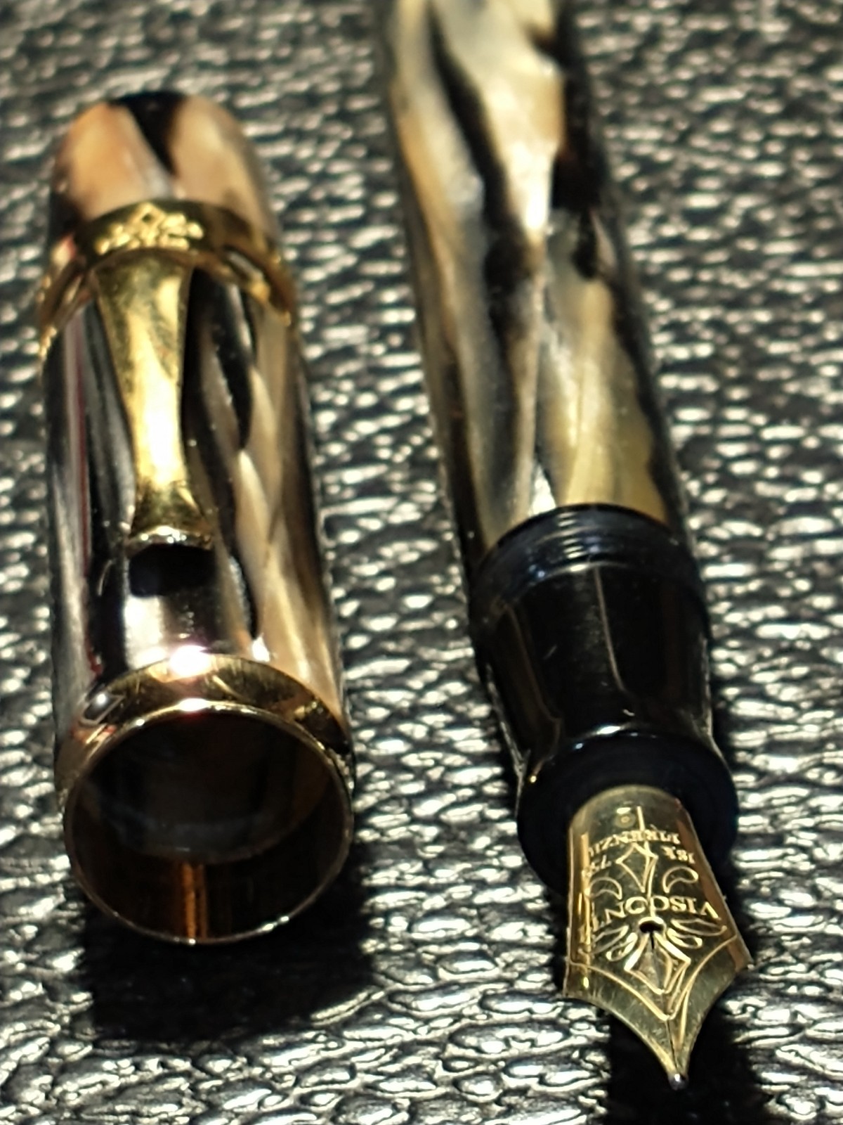 VISCONTI RAGTIME 18K 750 SOLID GOLD FINE NIB VINTAGE FOUNTAIN PEN