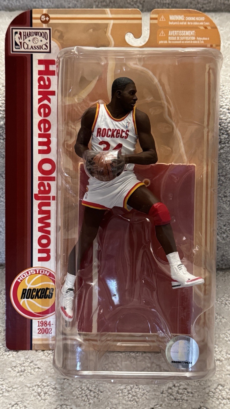 McFarlane Toys NBA Legends Hakeem Olajuwon Rockets Figure #34 Variation Sealed 
