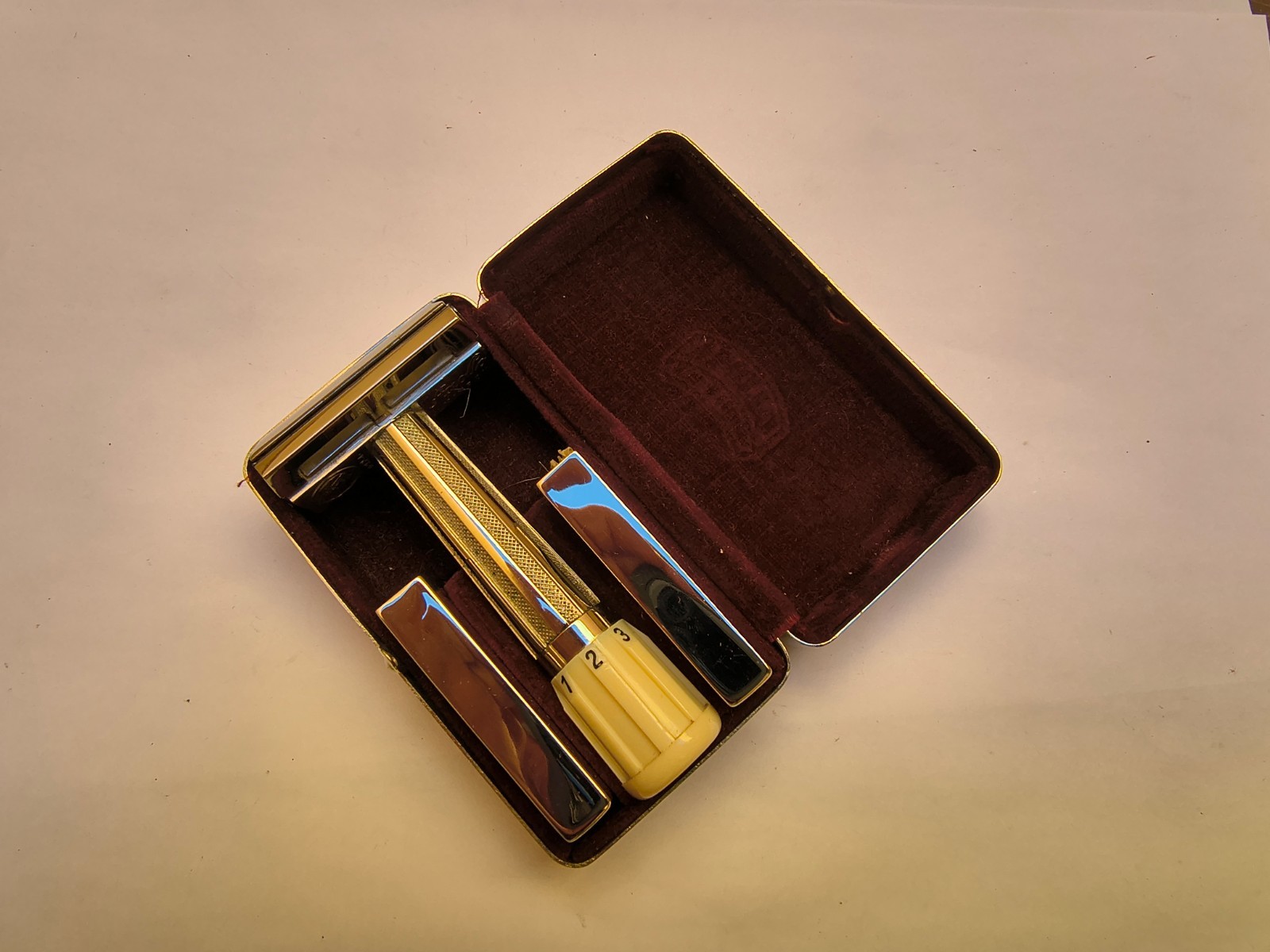 Vintage Apollo Mikron second generation safety razor mint