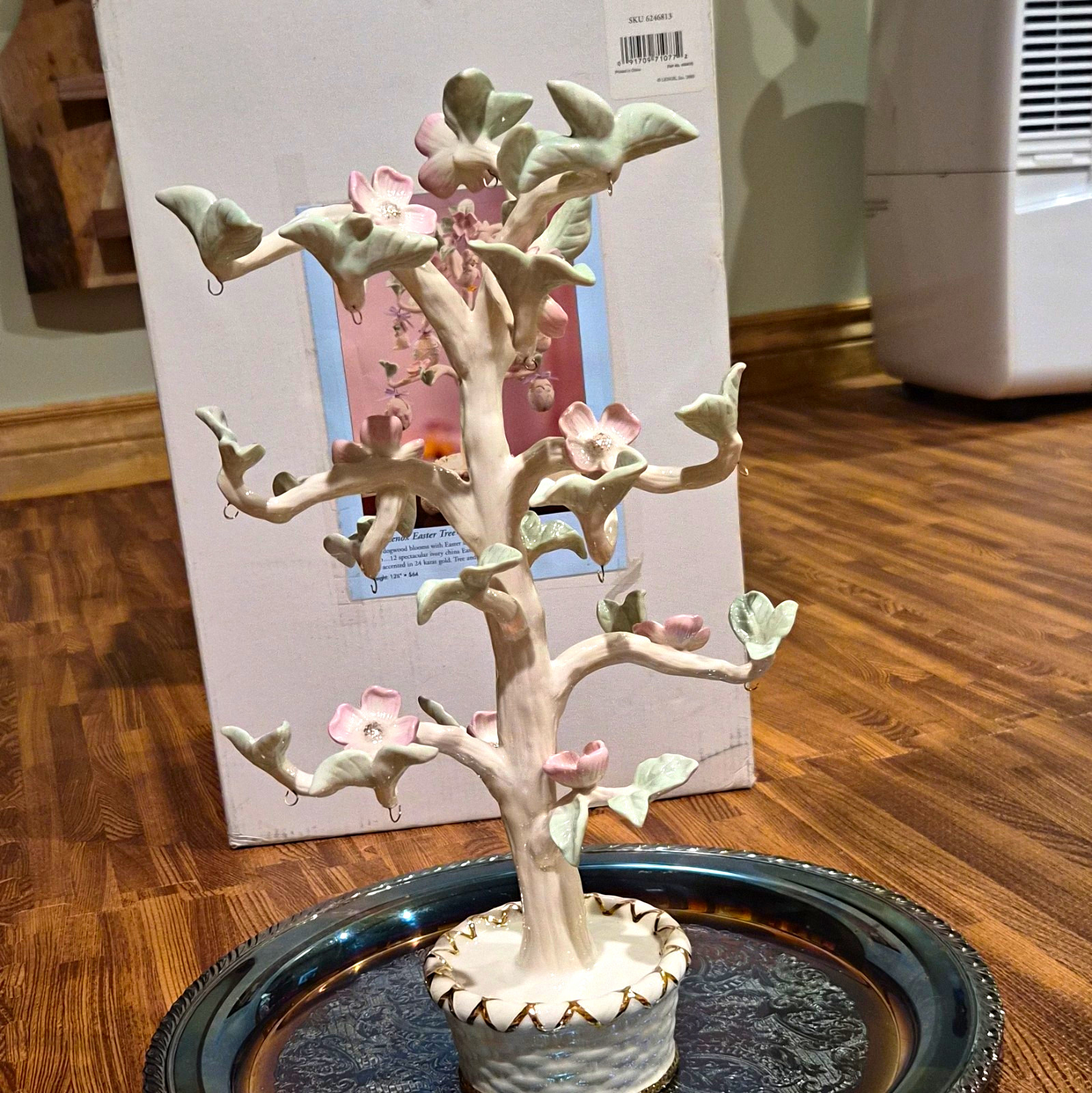 Lenox The Lenox Easter Tree Porcelain Figurine Boxed Medium 12in 1998
