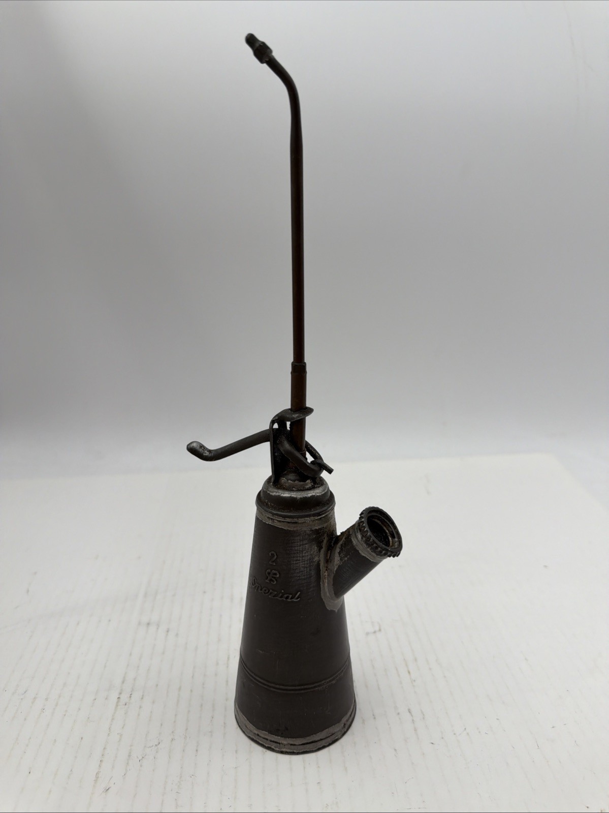 Vintage 1950’s Oil Can Spezial #2 Steel Pump 12” Tall  D1A
