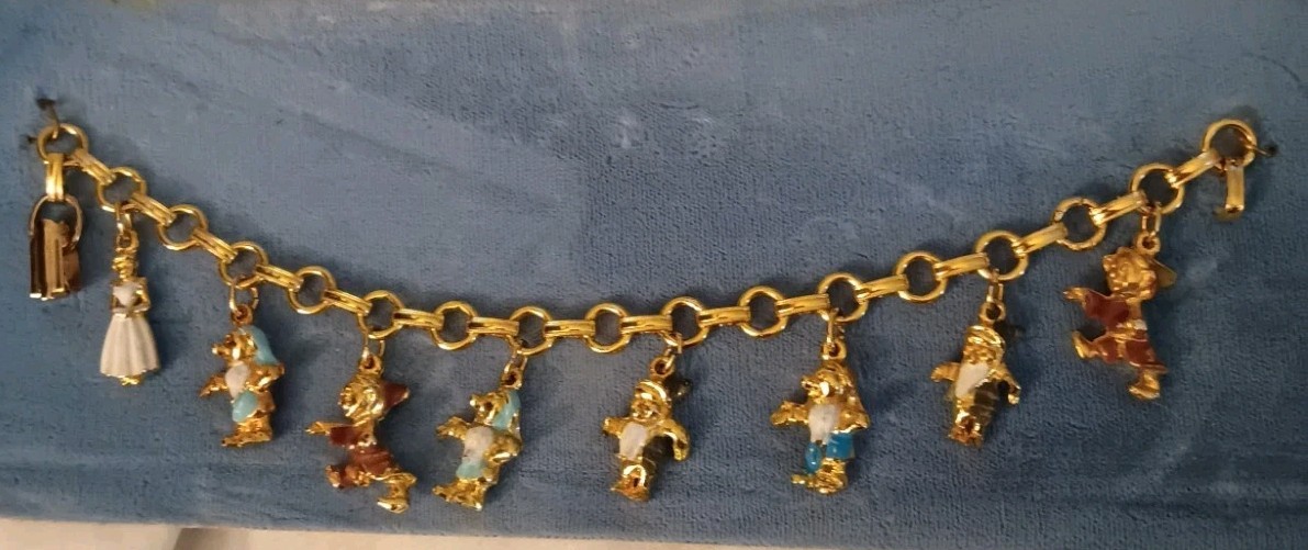 Vintage 1960s Walt Disney Productions Gold Tone Charm Bracelet NOS on Blue Card