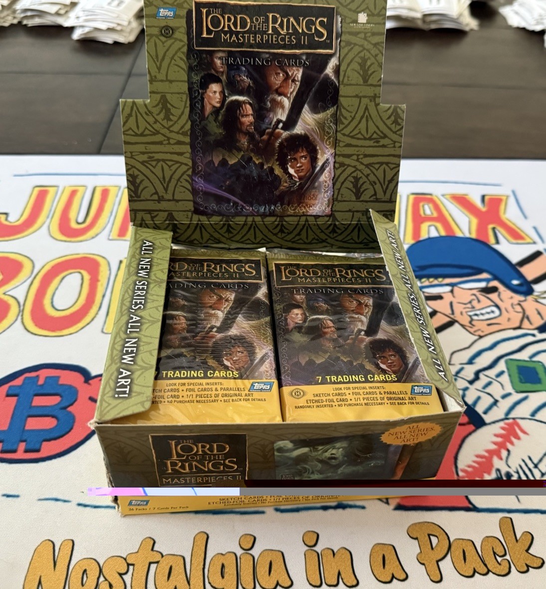 (1) Sealed Pack Lord Of The Rings 2008 Topps Masterpieces Series 2