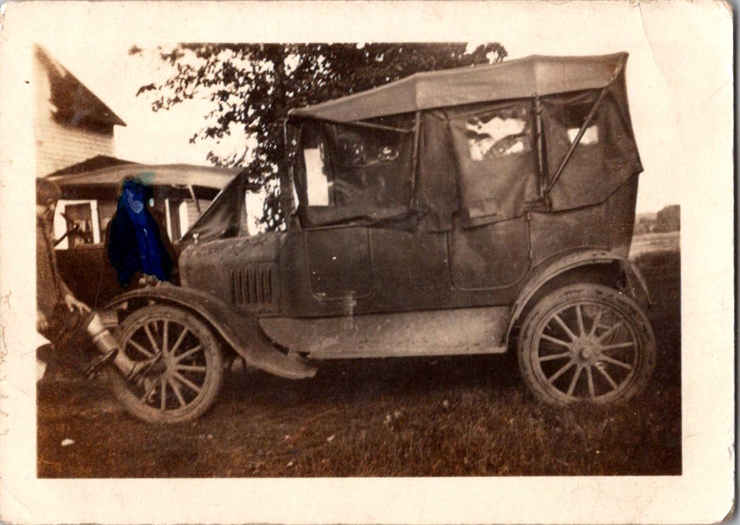 Vintage Photograph Antique Ford Model T Touring Car Old Auto Rural Farm House