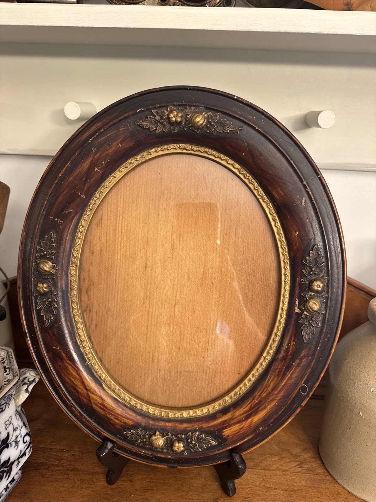 Antique Victorian Picture Frame Oval Acorn Floral Gesso 12”x14” Fit 8”x10”
