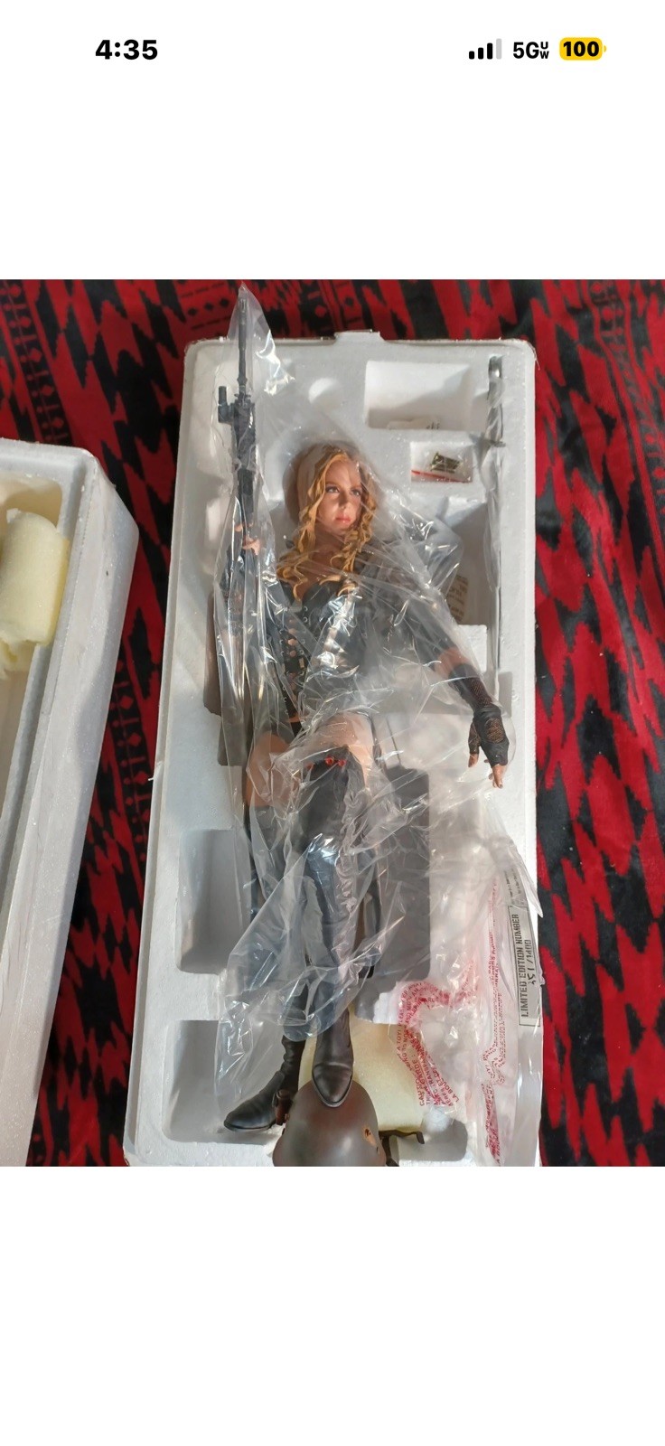 Gentle Giant~Sucker Punch~Sweet Pea~1/4 Scale Statue~#351 (1400)~New But Damaged