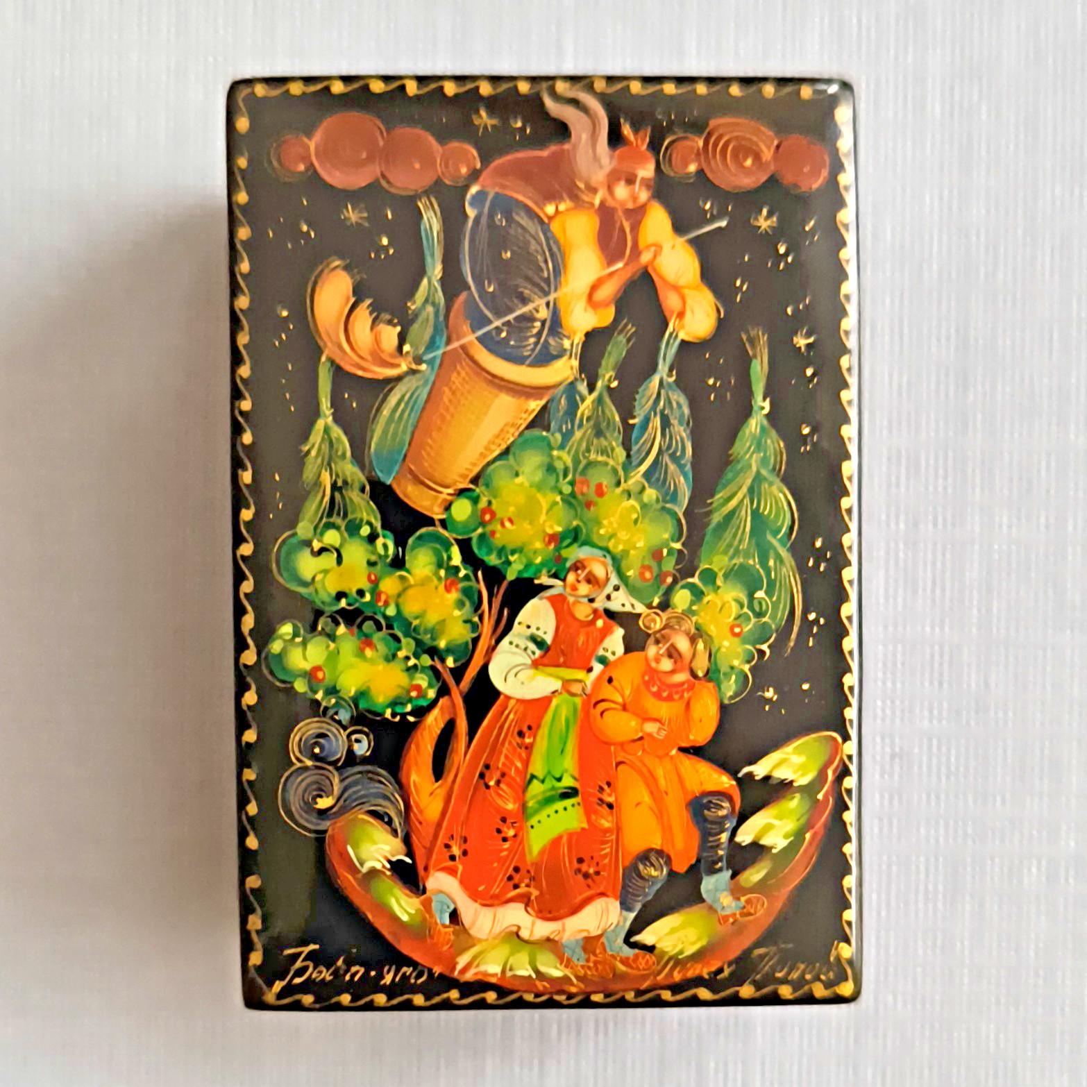 Palekh Hand-Painted Black Lacquer Hinged Trinket Box Fairy Tale Figure Scene
