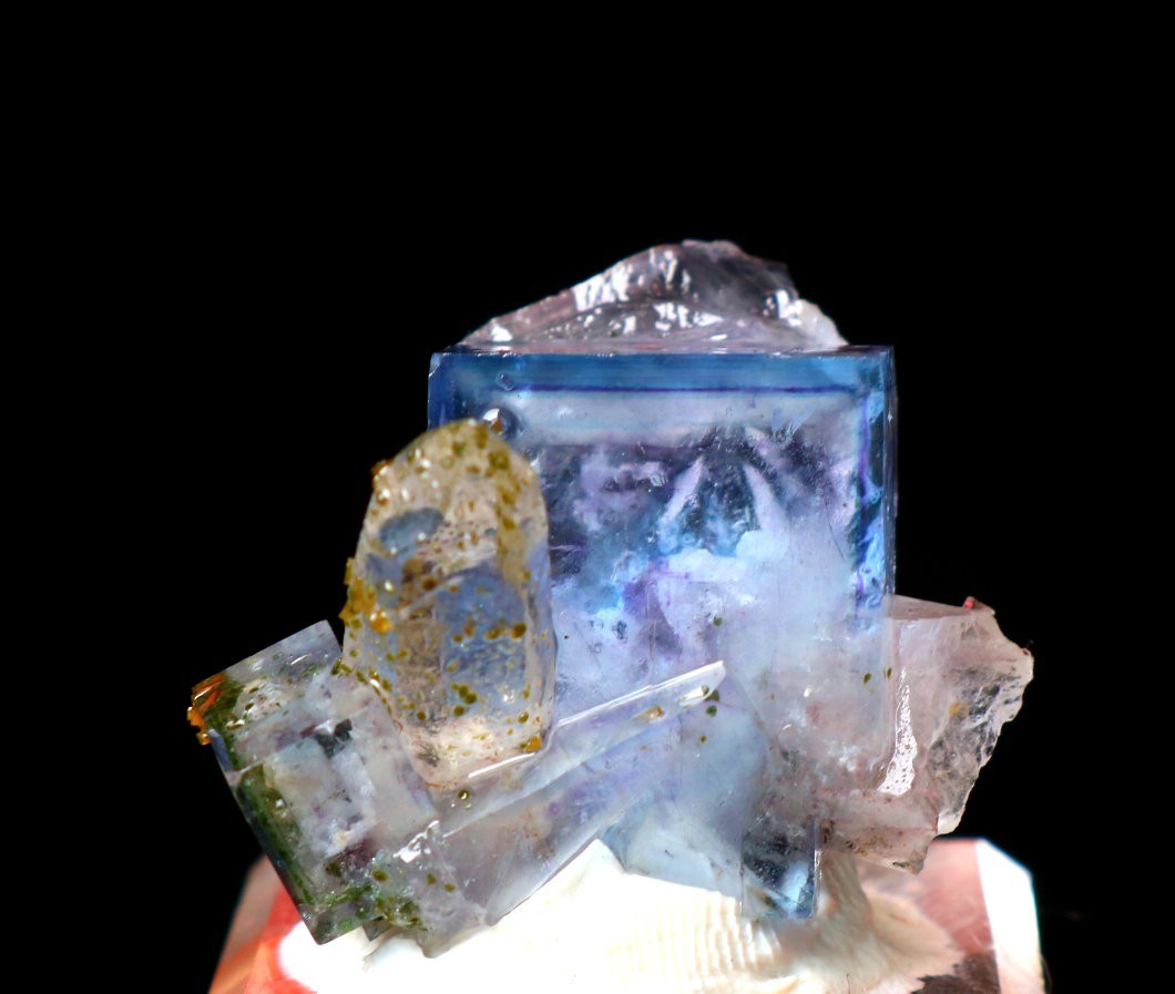 11g Natural Blue Phantom Cube fluorite crystal mineral specimen/yaogangxian