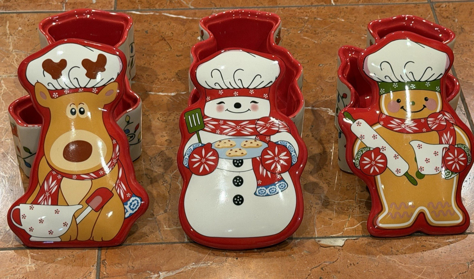 TEMPTATIONS TARA WINTER WHIMSY REINDEER GINGERBREAD SNOWMAN CANDY DISH LID LOT 3