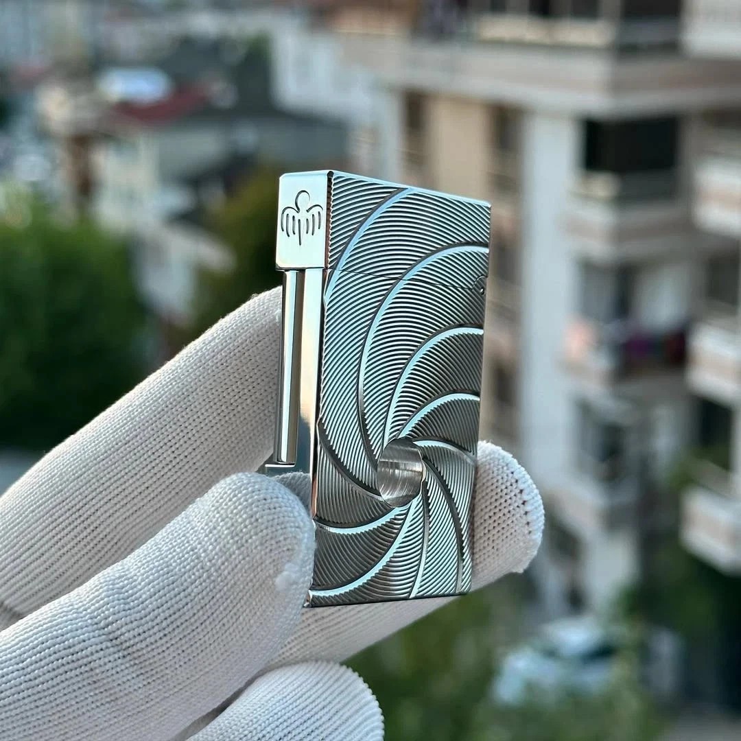 S.T Dupont Silver Flint Spectre 007 Ligne 2 Lighter Single Flame Sealed Hot