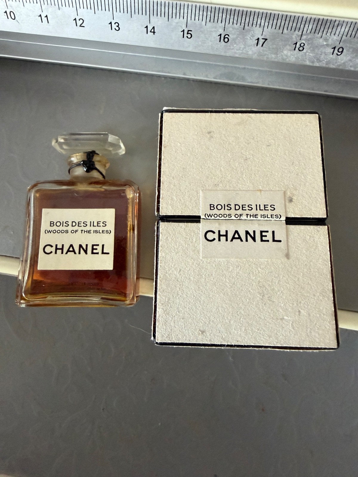 VTG “BOIS DES ILES” (WOODS OF THE ISLES) by CHANEL - Paris 🇫🇷 1920’s