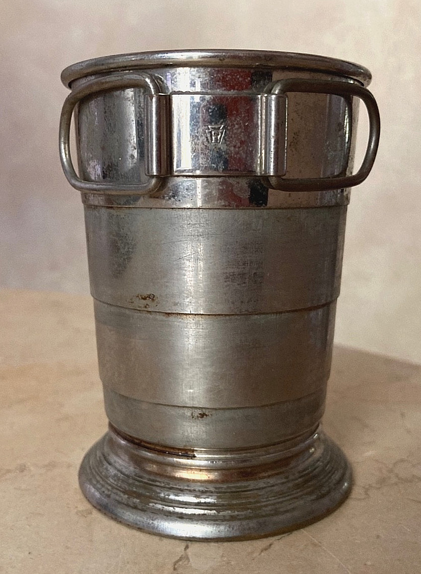WW1 C.F. Rumpp & Sons Collapsible Cup 29th Div 110th Machine Gun Battalion