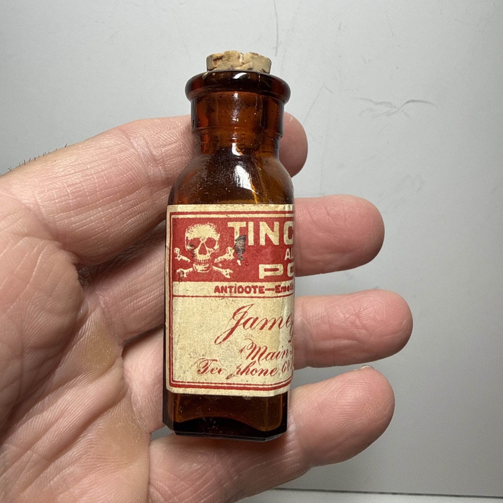 Rare Antique Small Amber Poison Bottle With Skull & Crossbones Label & Cork