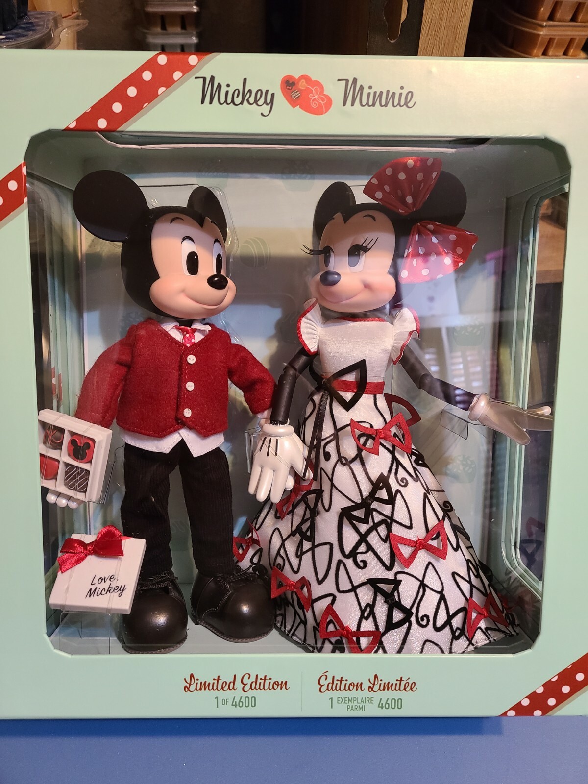 Mickey and Minnie Mouse Limited Edition Valentine\'s Day Doll Set SHIPS TODAY ❤️