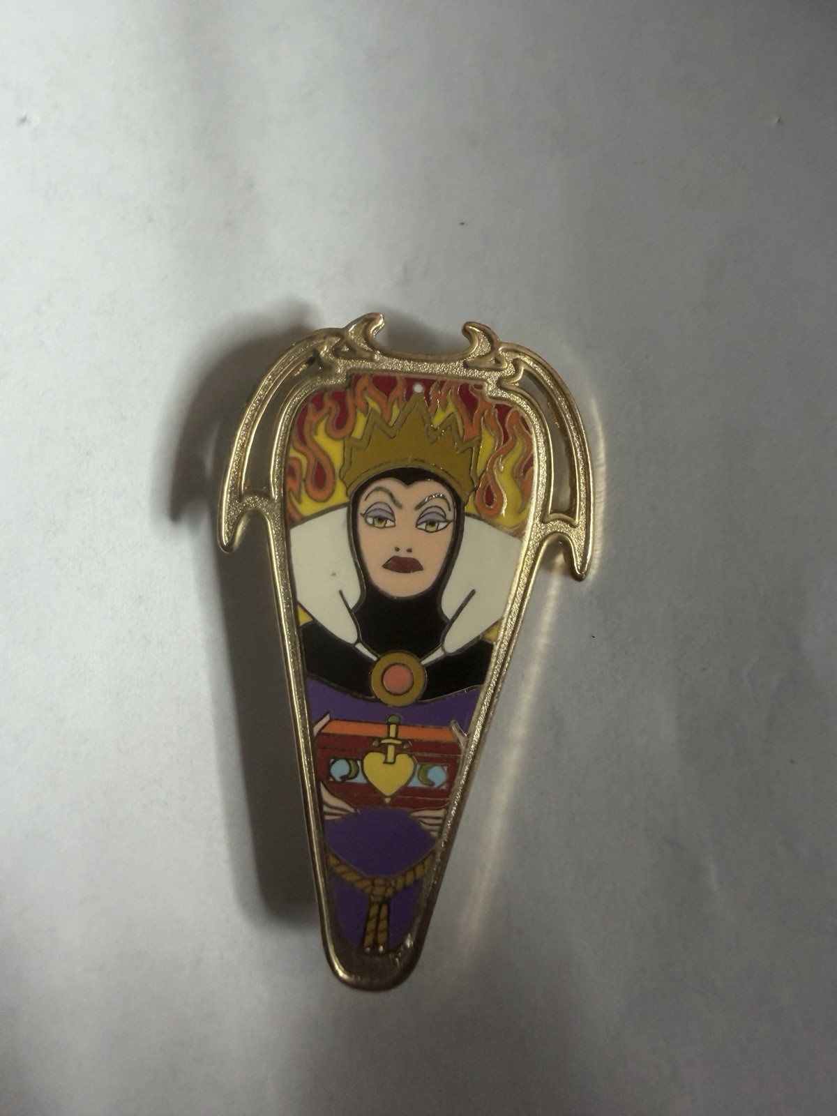 Disney Auctions DA Art Nouveau Evil Queen LE 1000 Disney Pin