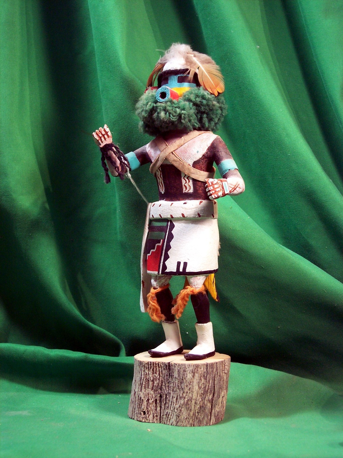 Hopi Kachina Doll -Na-uikuitaka, the PeepingOout Man by Michael Harris - Nice