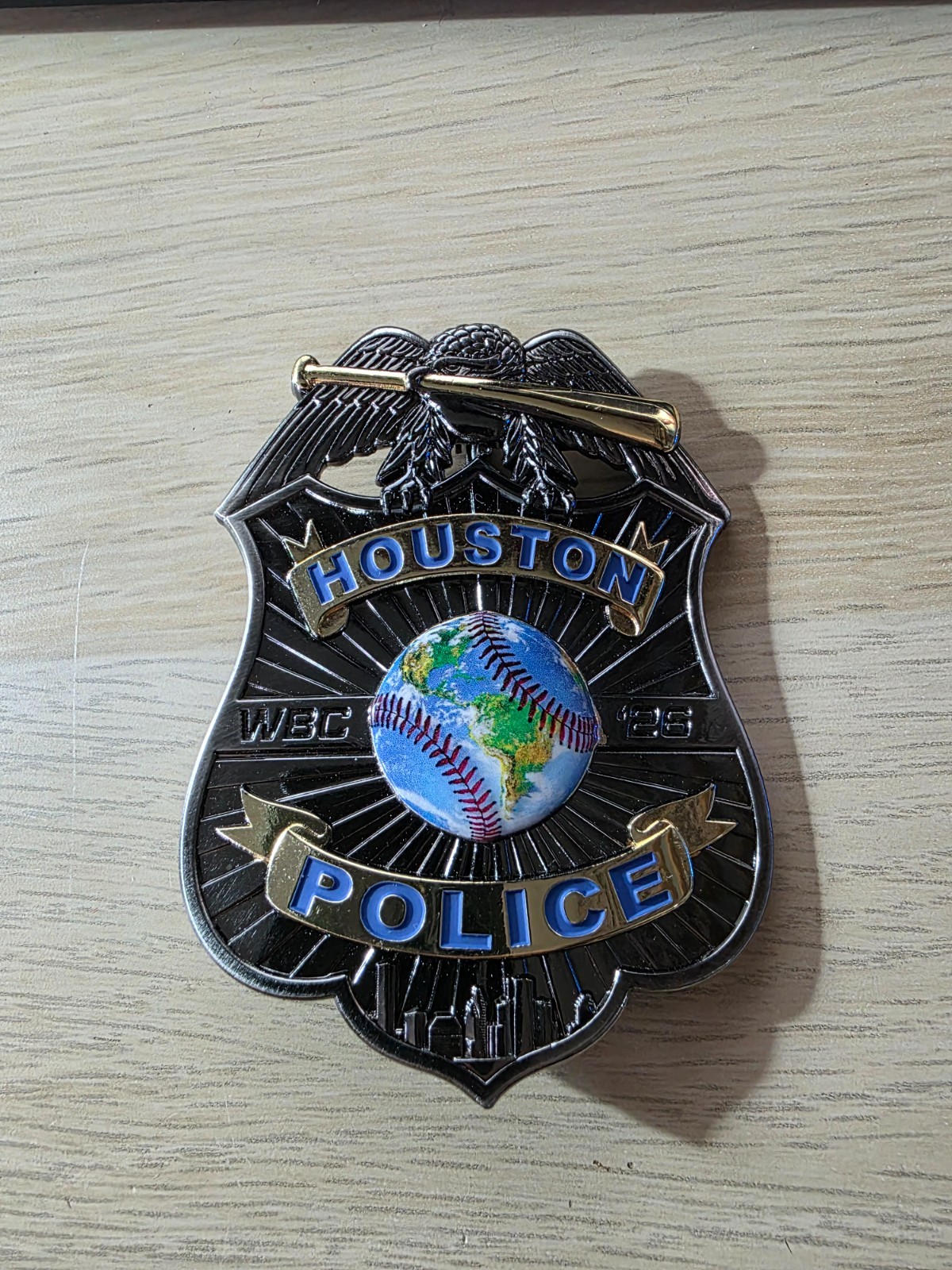 HOUSTON TEXAS POLICE METAL BADGE FOR DISPLAY ONLY VERY RARE WBC 2026