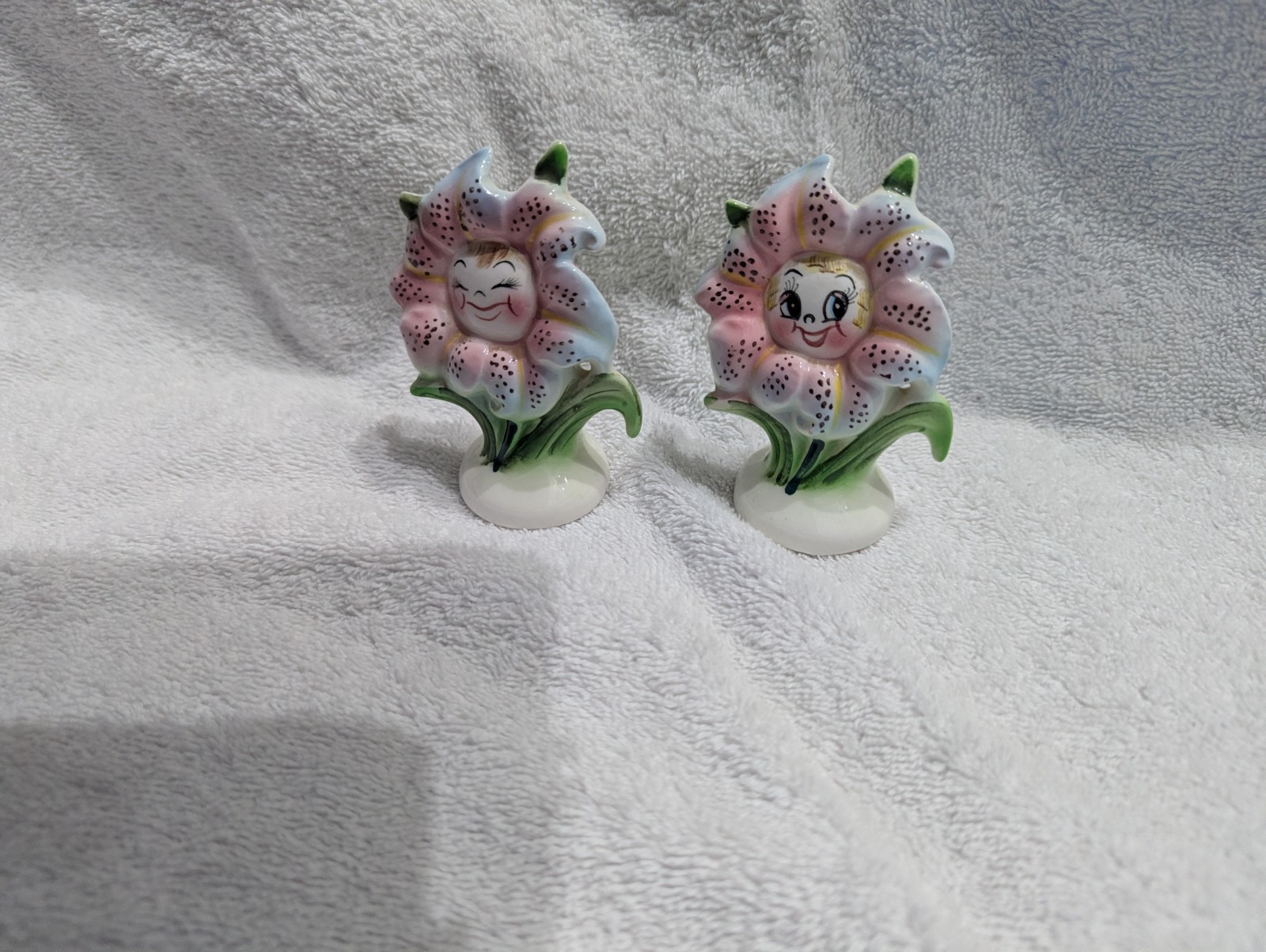 Vtg PY Japan Lefton Tiger Lily Flower Girl Salt Pepper Shakers Anthropomorphic