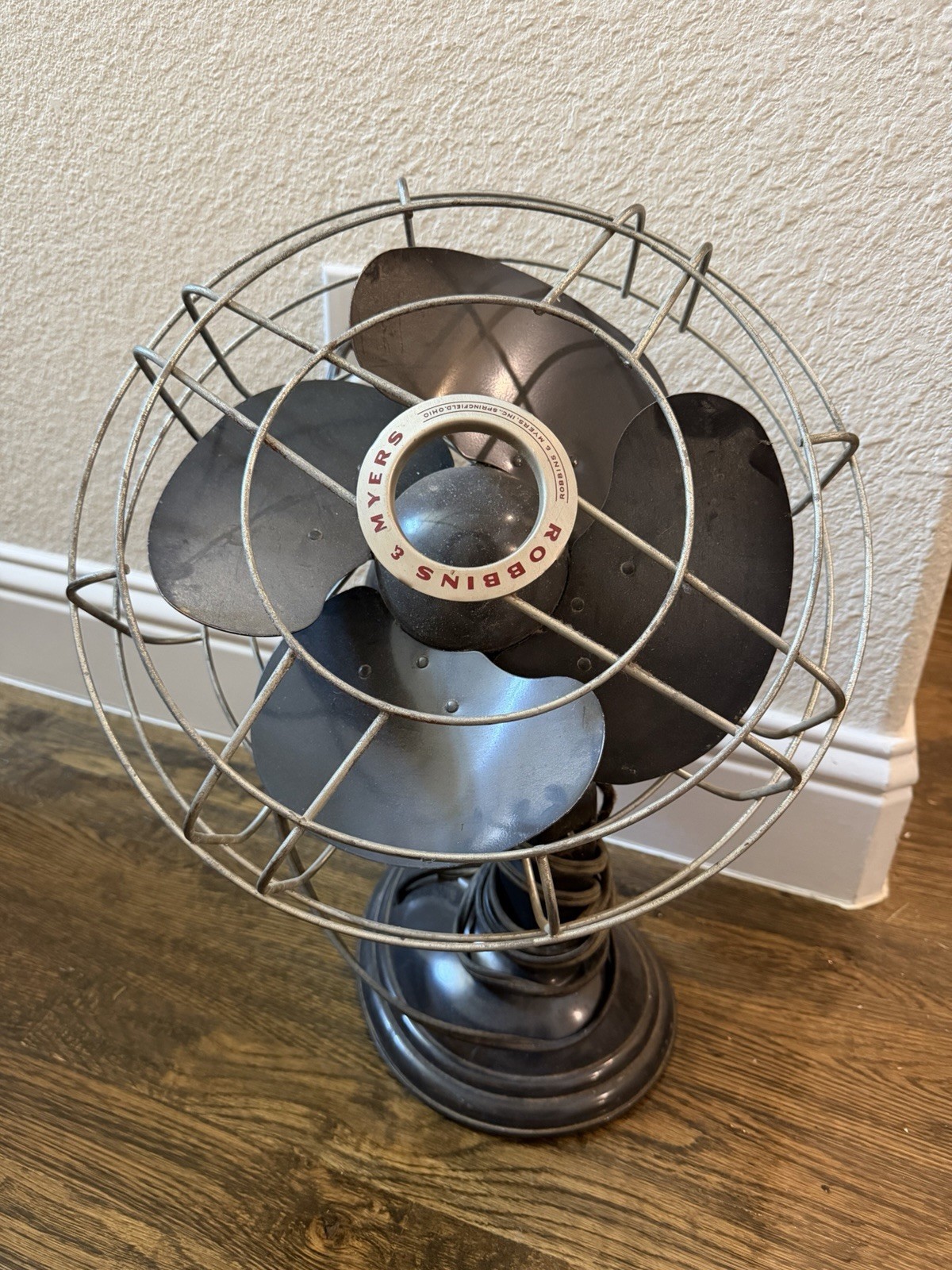 Vintage 1940s 50s Robbins & Myers Oscillating Desk Fan Art Deco Tested Working