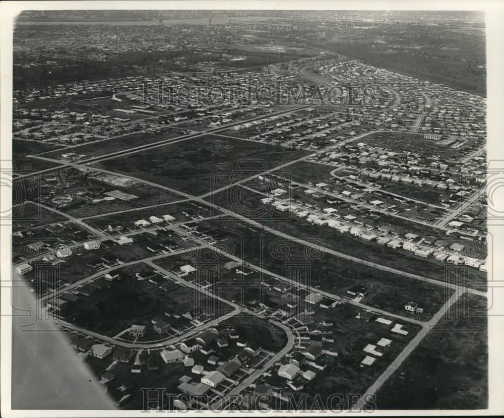 1967 Press Photo View of Terrytown residences for expansion - noc94381