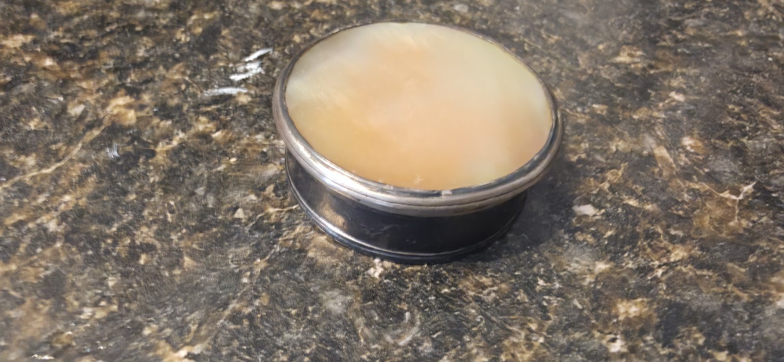 Antique Victorian Mother of Pearl Silver Round Snuff Pill Patch Box 2\