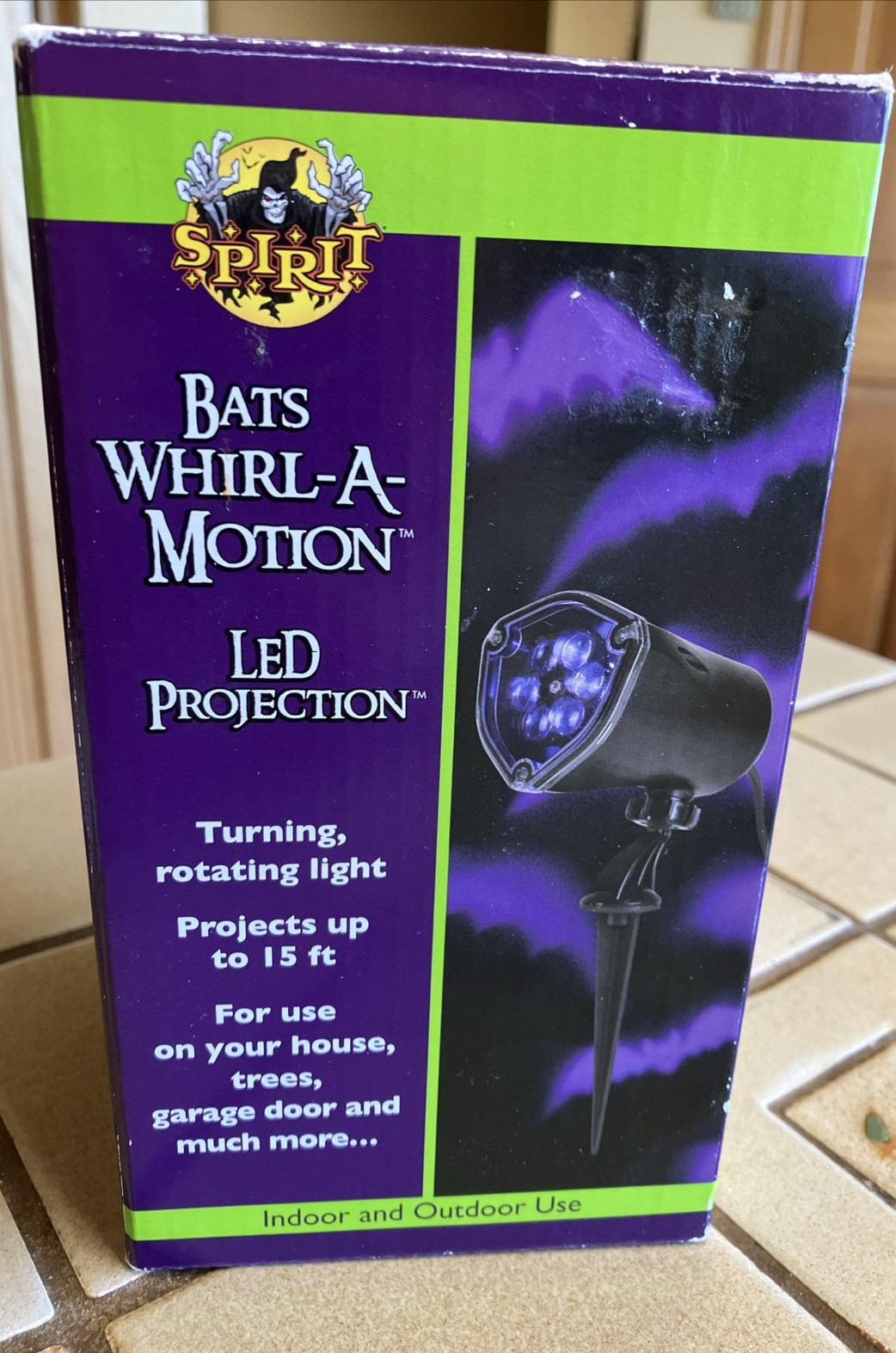 BATS Whirl-A-Motion PURPLE LED Projection Rotating Light SPIRIT HALLOWEEN NEW