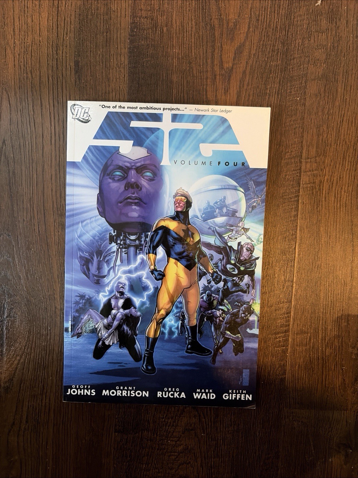 52 #4 Fifty Two Volume Four (DC Comics 2007 January 2008) TPB  GR11
