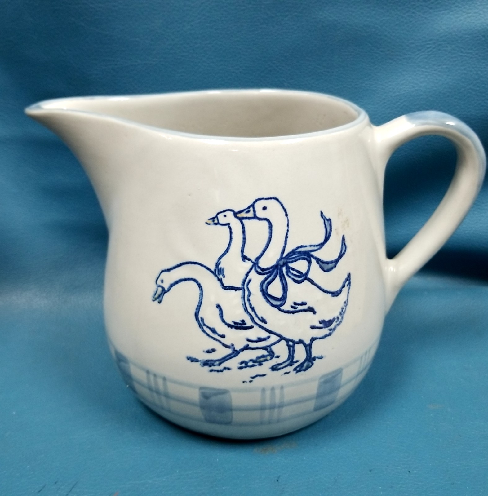 VTG Louisville Stoneware Gaggle of Blue Goose Water Pitcher USA Kentucky