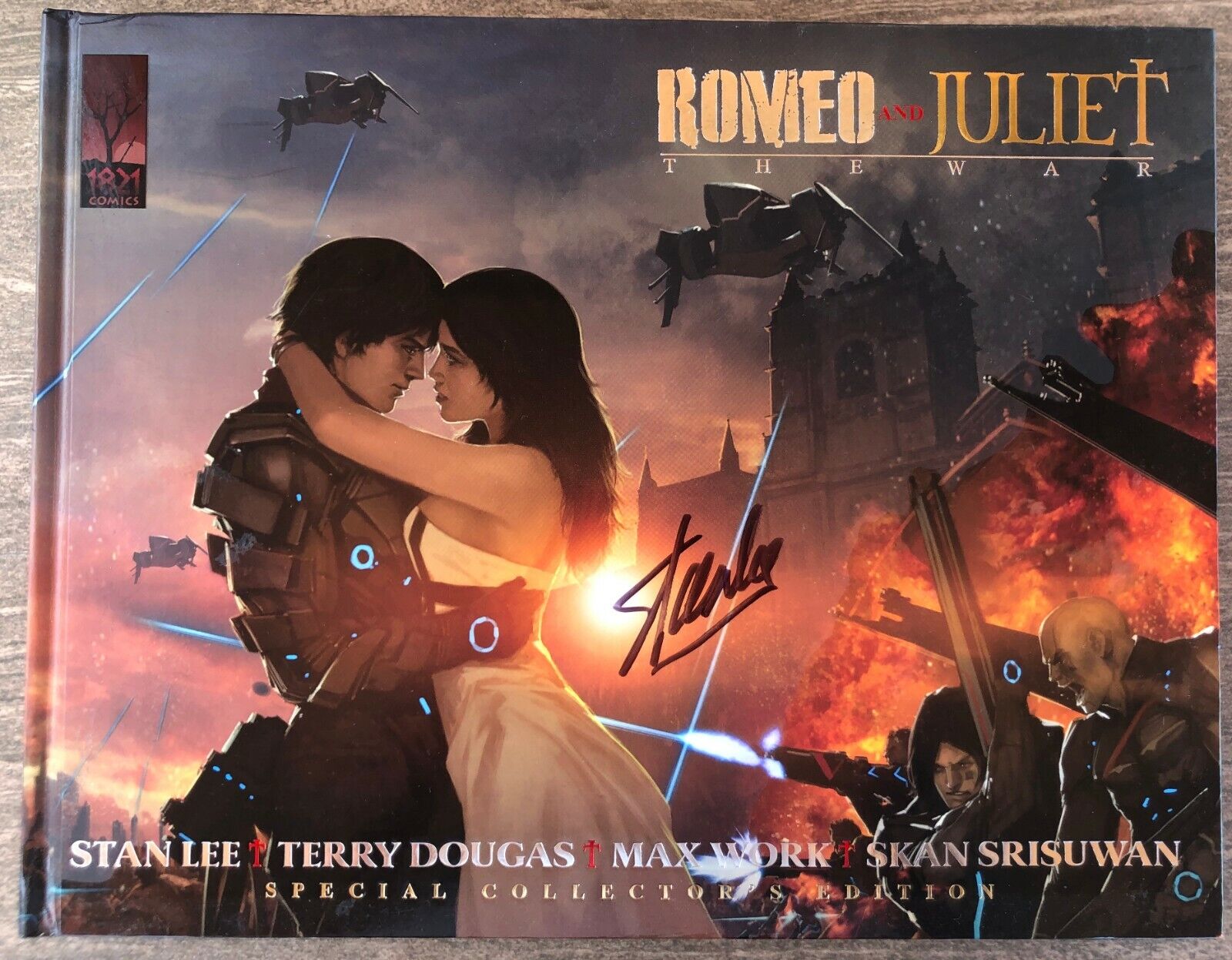 ROMEO AND JULIET THE WAR 2011  1821 COMICS  SIGNED STAN LEE 