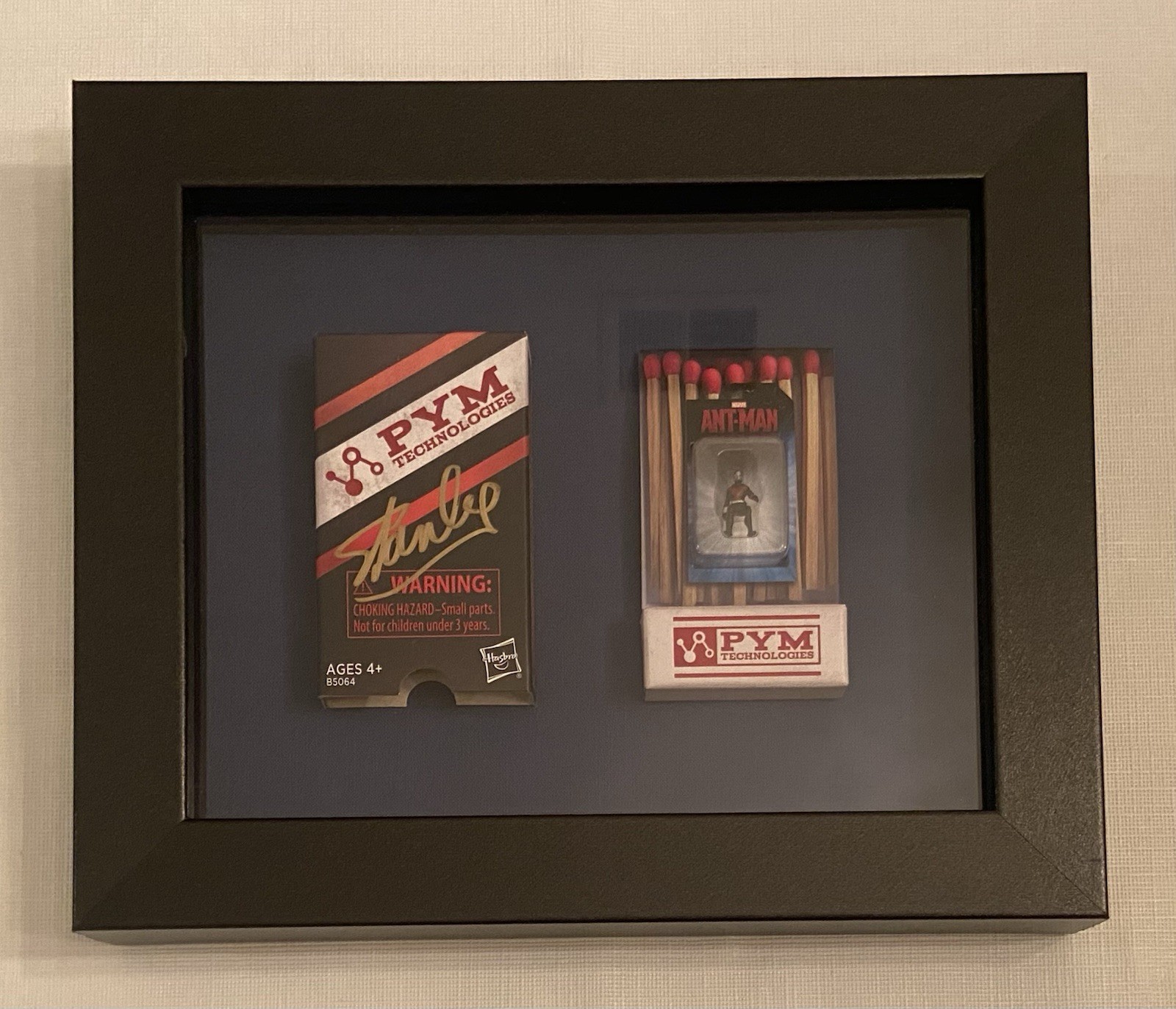 Limited Edition SDCC Ant-Man Toy w/ Custom Frame Signed by Stan Lee Marvel Hot