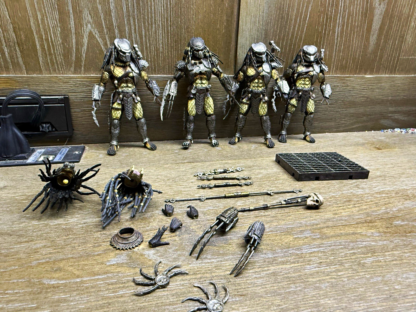 Hiya Toys AVP LOT. (Ancient, Ancient2, Warrior, Chopper) with accessories.