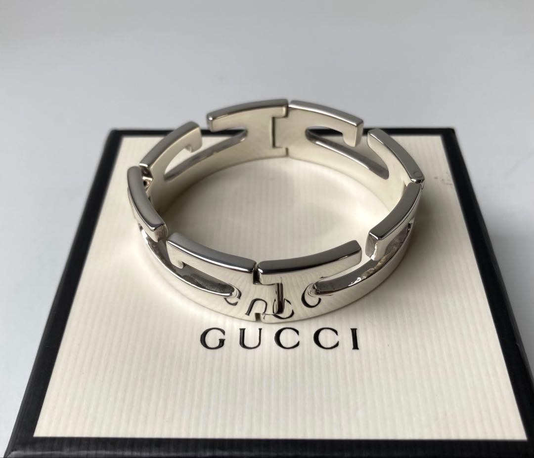 Gucci G Logo Round G Silver Wide Bangle Bracelet Ag925