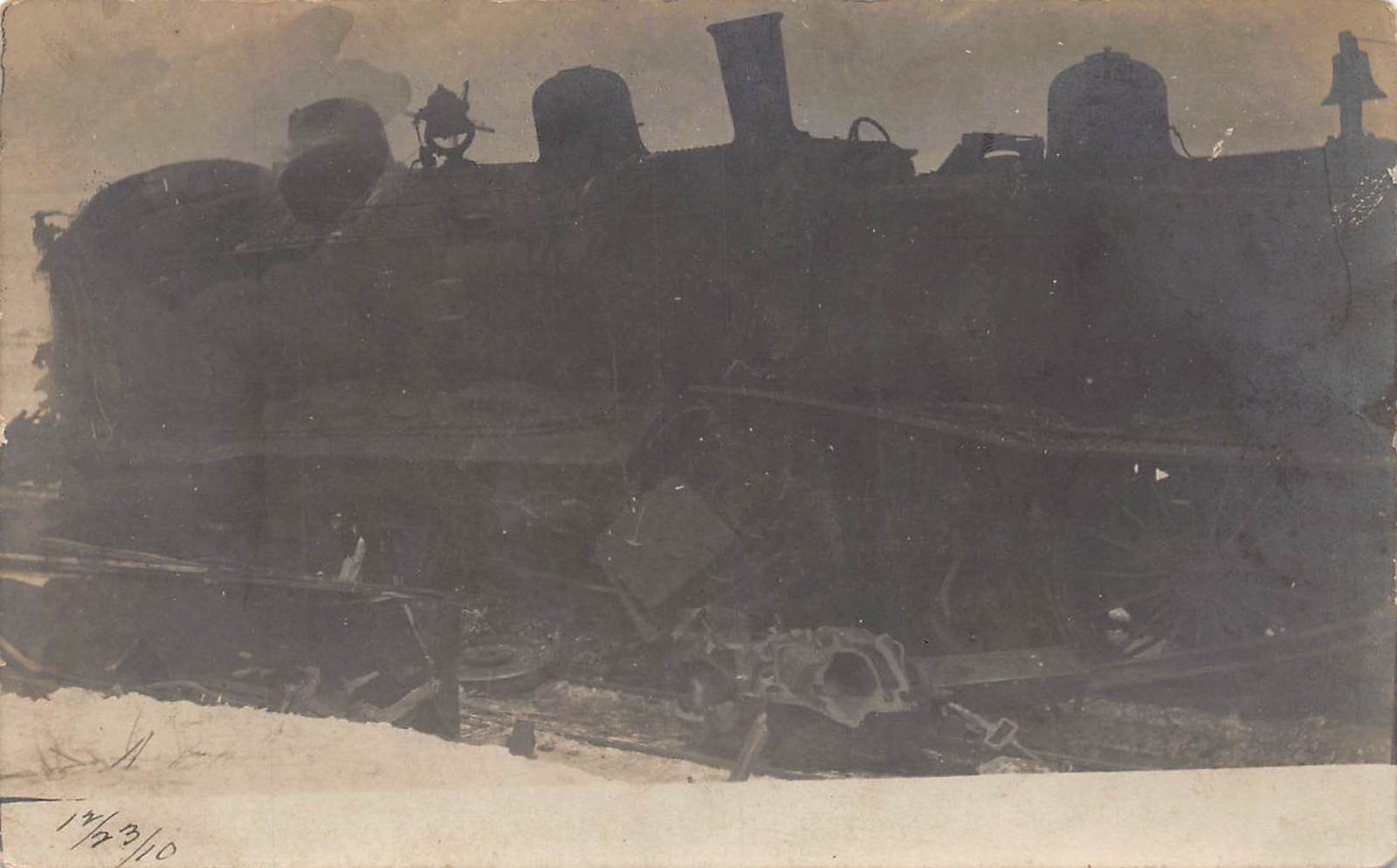J80/ Interesting RPPC Postcard c1910 Railroad Train Wreck Disaster 244