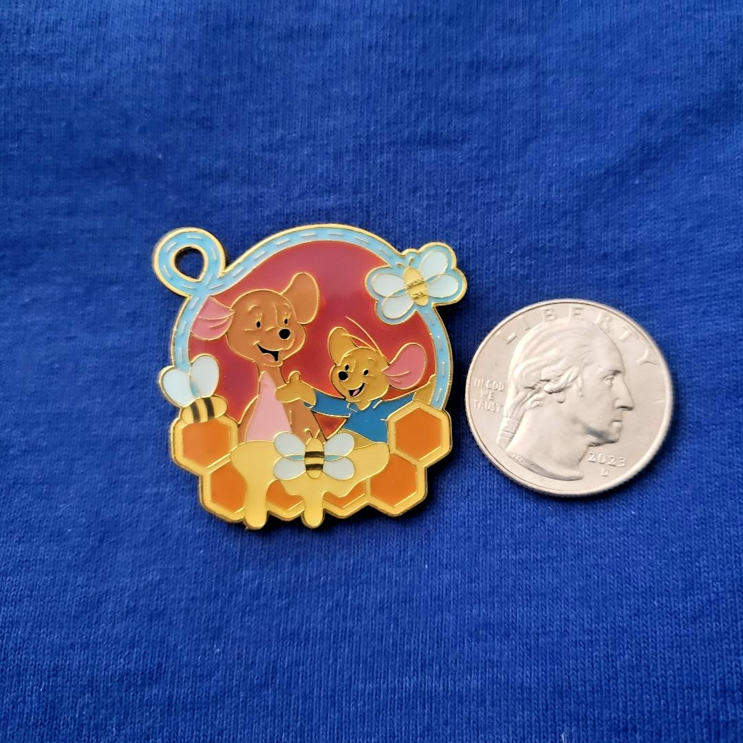 LOUNGEFLY DISNEY PIN Kanga and Roo - Pooh and Friends Honeycomb Portraits Set