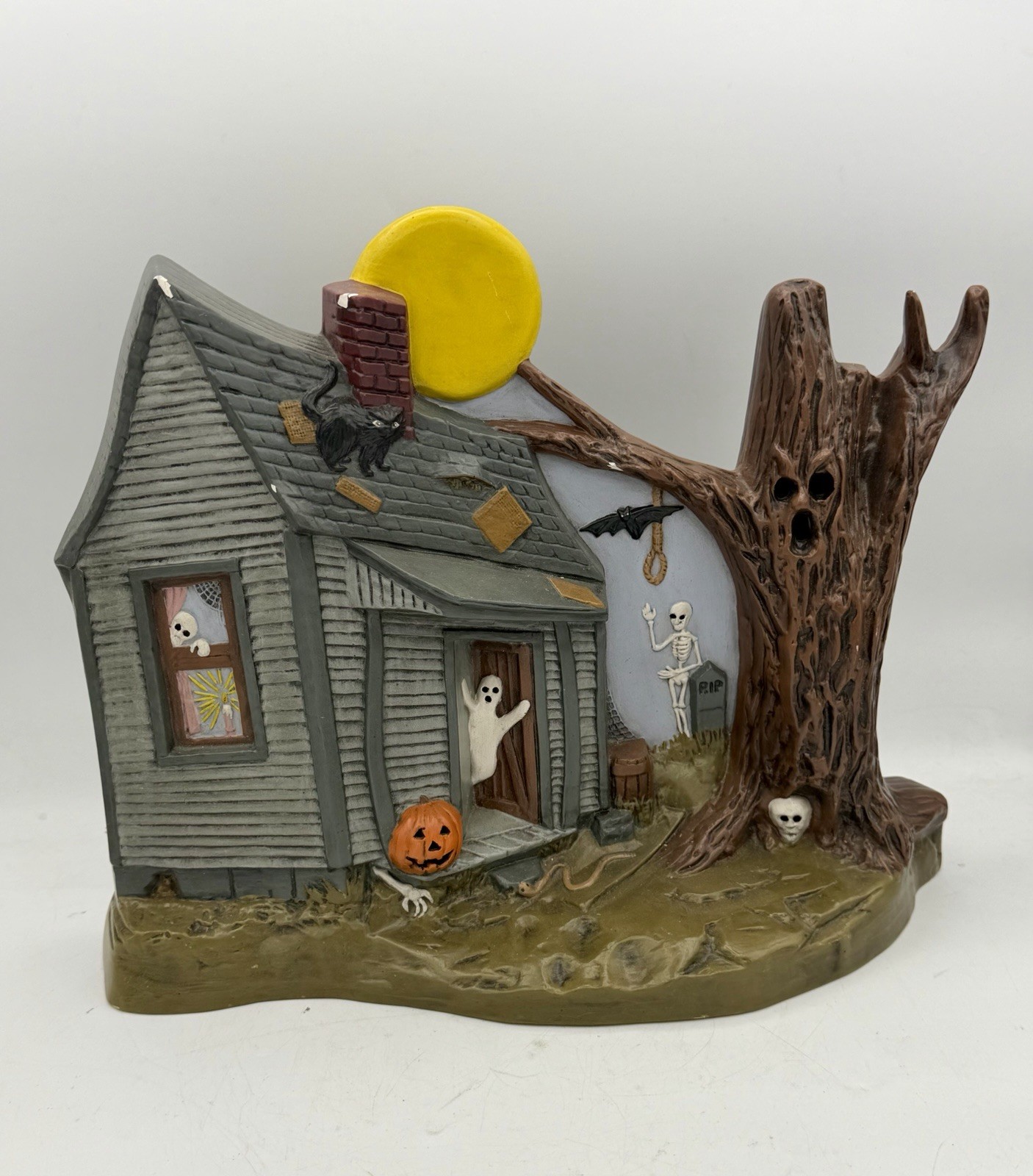 Vintage 1978 Halloween Kimple Mold Spooky Haunted House Ceramic - No Light Cord