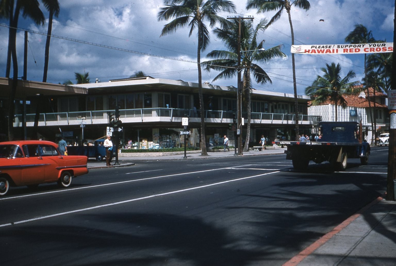 Vintage 1961 Hawaii Honolulu Street Scene 35mm Slide Cars