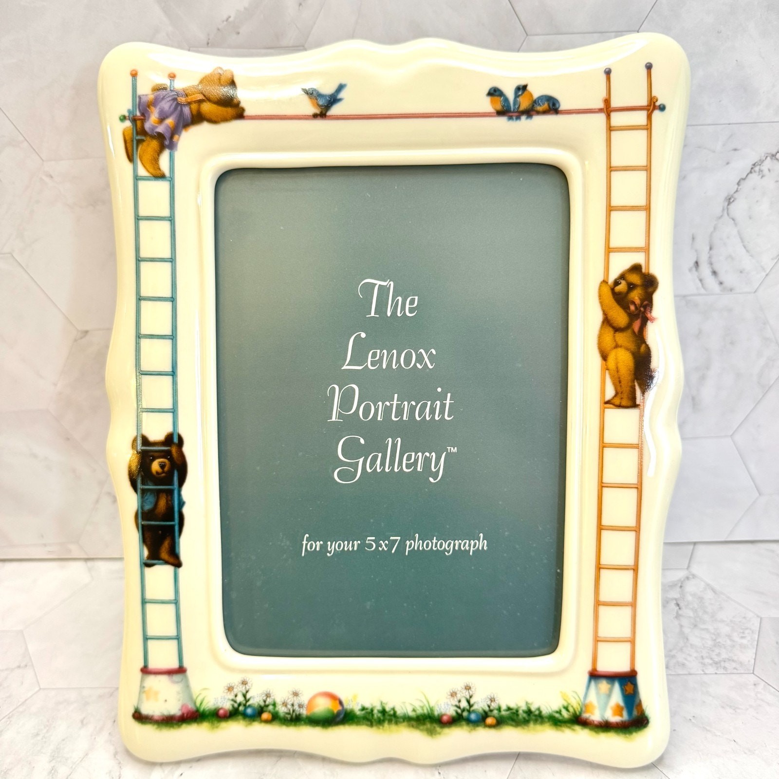 Vintage Lenox Bear Frame 5x7\