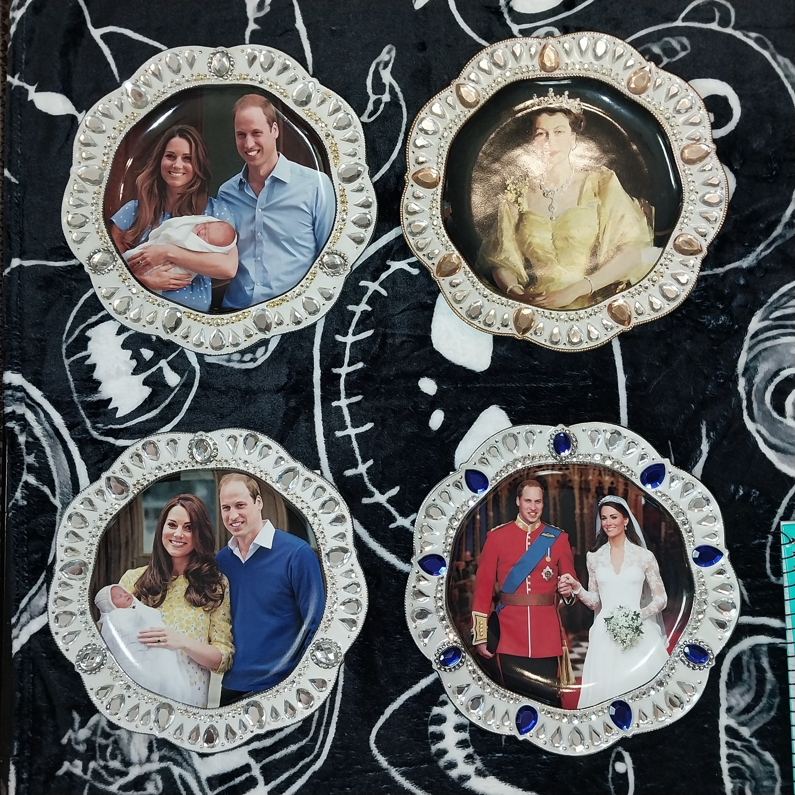 The Bradford Exchange Royal Family Collection Of Plates lot