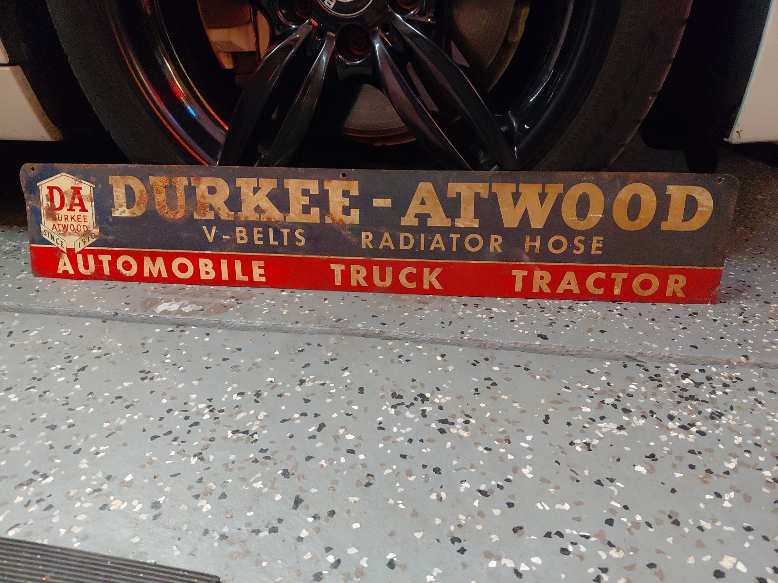 c.1961 Original Vintage Durkee Atwood V Belts Radiator Sign Metal Rack Topper AM c.1961 Original Vintage Durkee Atwood V Belts Radiator Sign Metal Rack Topper AM