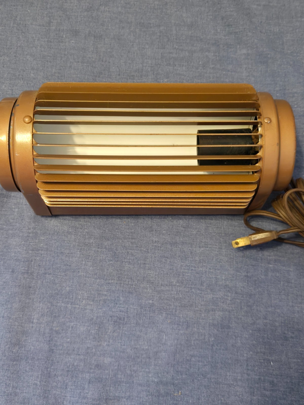 Vintage Mid-Century Louvre-Lite Matson Mfg. Company TESTED