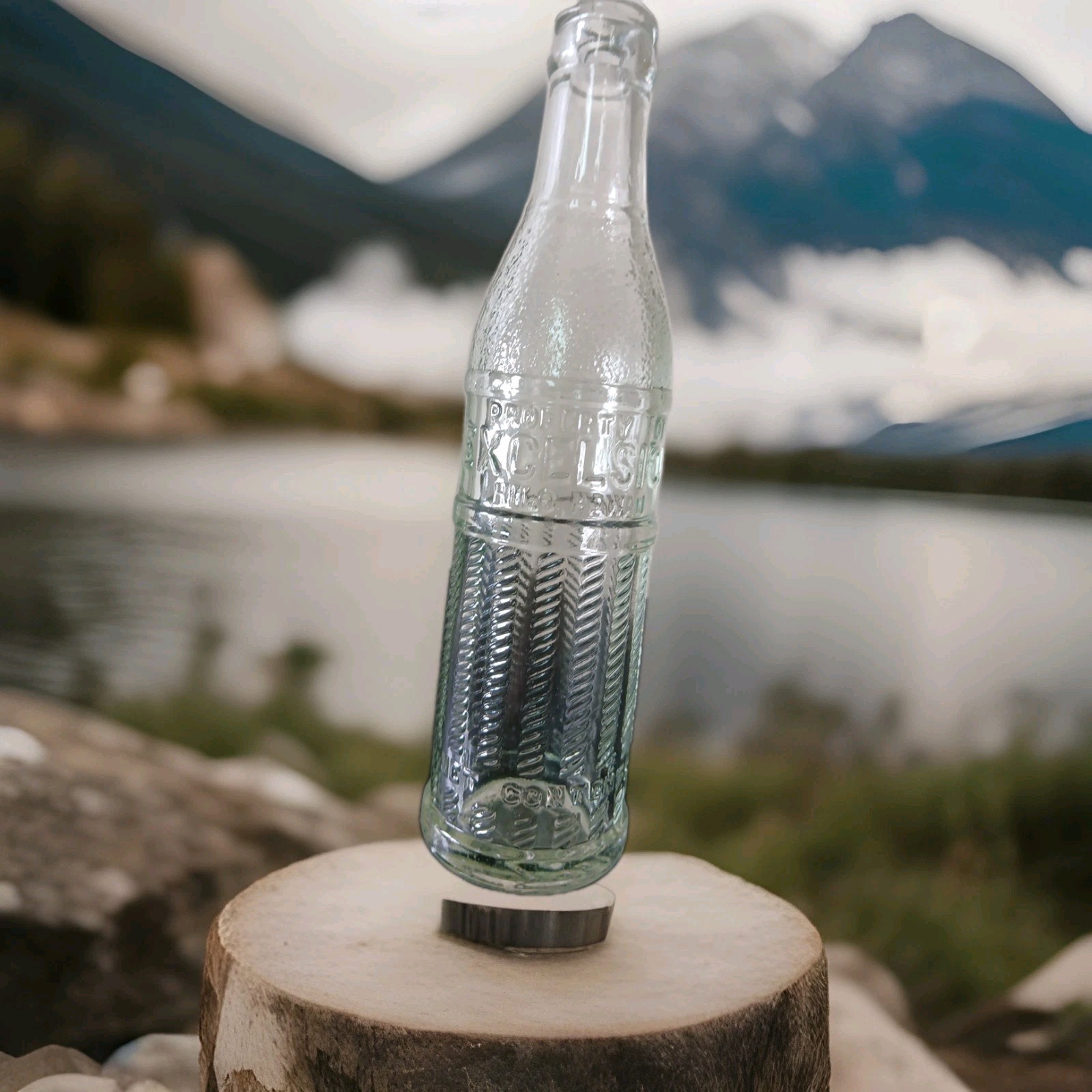 PROPERTY OF  EXCELLSOR  SODA WORKS  Rope Design  Rocket   Hilo Hawaii  Bottle
